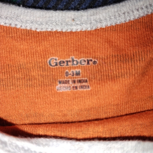 Gerber 0-3 Months Boy's Snap Onesie - Picture 3 of 3